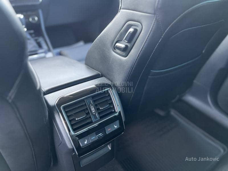 Škoda Superb 4X4   98 000 K M