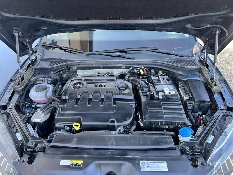 Škoda Superb 4X4   98 000 K M