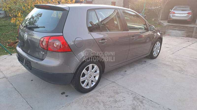 Volkswagen Golf 5 1,9 tdi