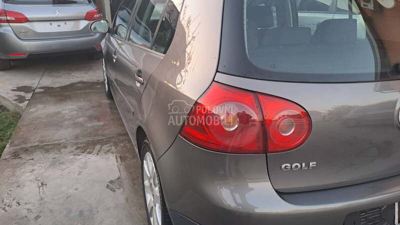 Volkswagen Golf 5 1,9 tdi