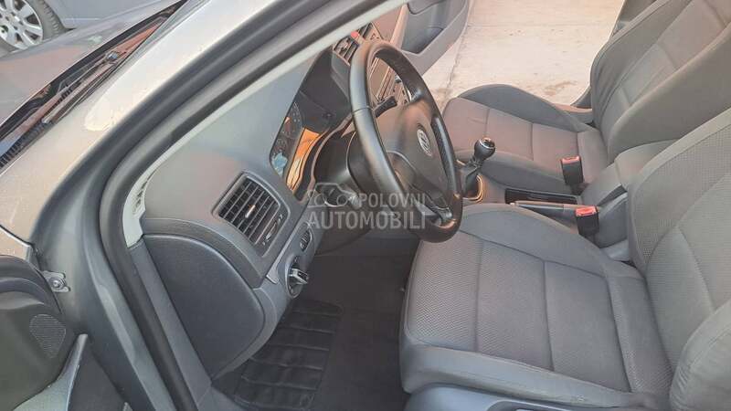 Volkswagen Golf 5 1,9 tdi