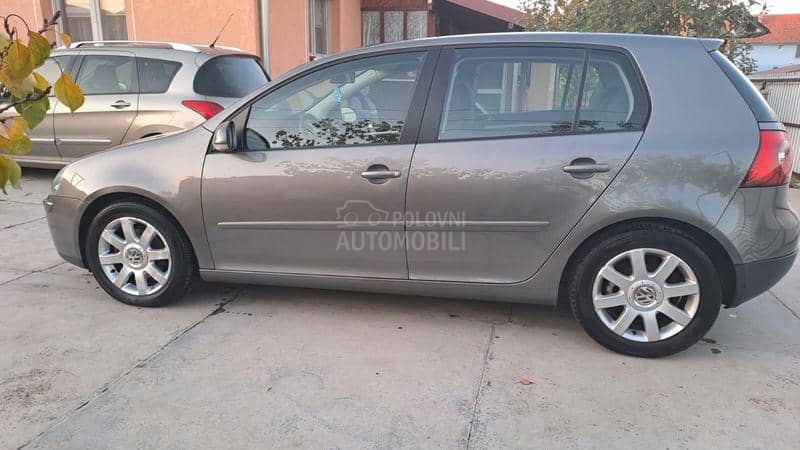 Volkswagen Golf 5 1,9 tdi