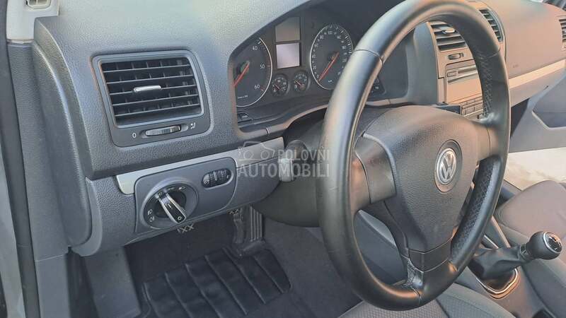 Volkswagen Golf 5 1,9 tdi
