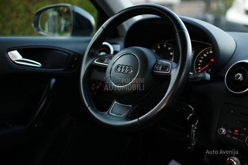 Audi A1 1.2TFSI S-line SB CH