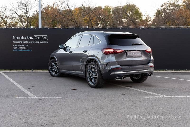 Mercedes Benz GLA 180 