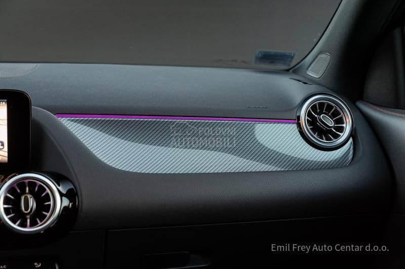 Mercedes Benz GLA 180 