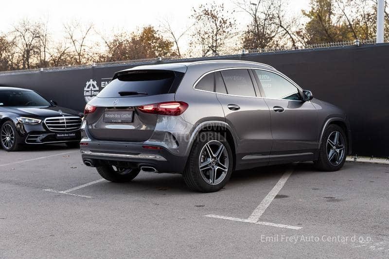 Mercedes Benz GLA 180 