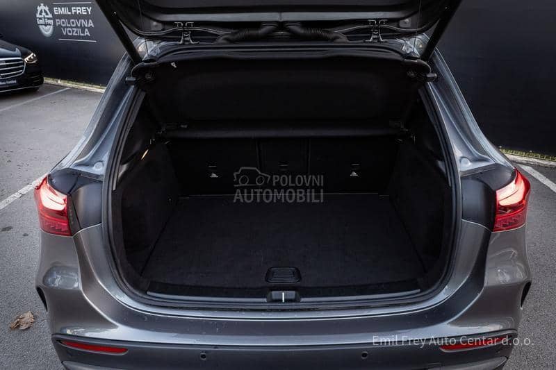 Mercedes Benz GLA 180 