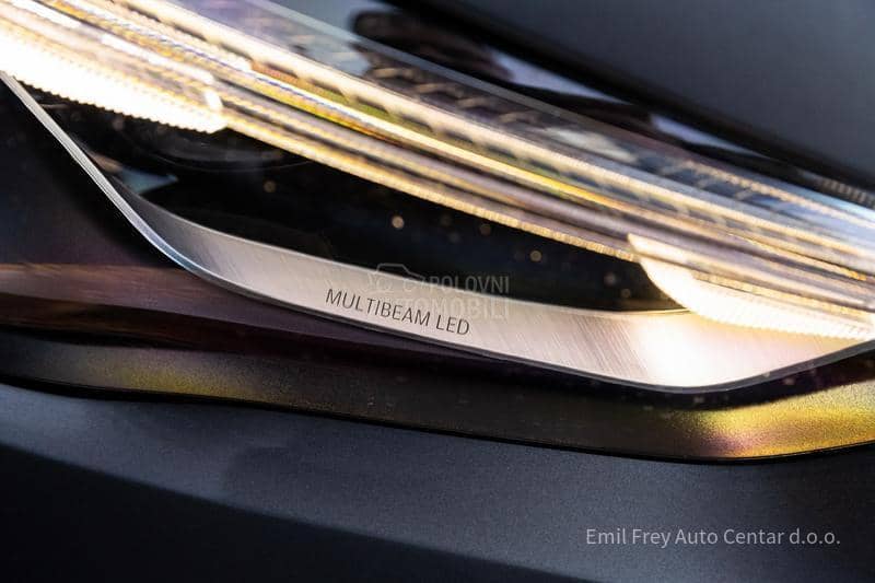 Mercedes Benz GLA 180 