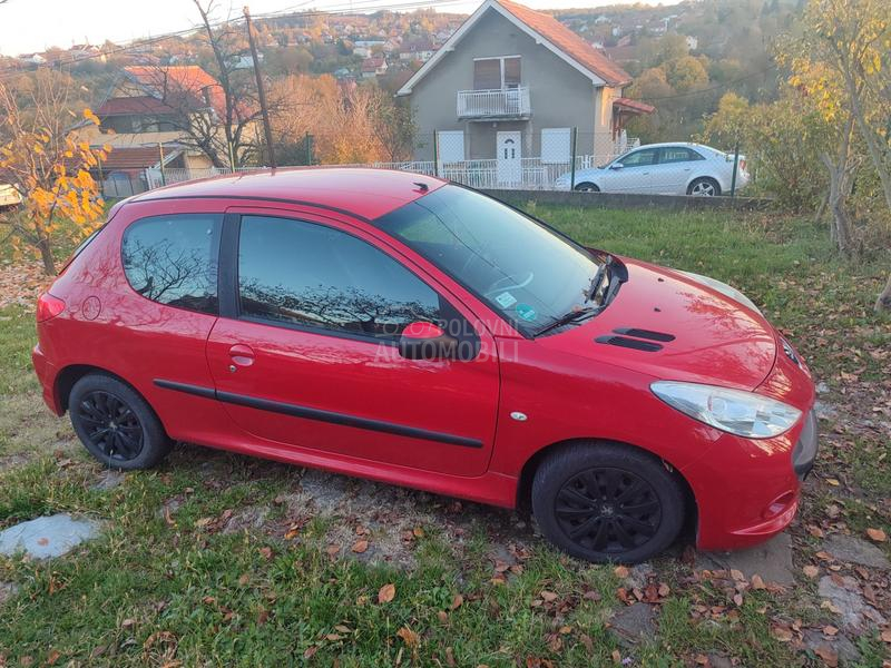 Peugeot 206 plus 