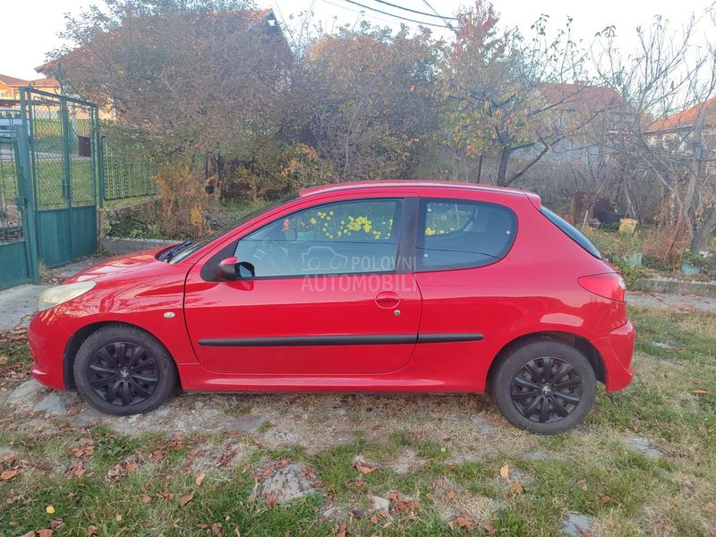 Peugeot 206 plus 