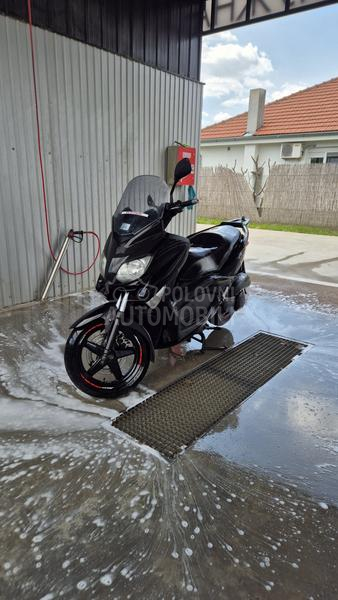 Yamaha xmax
