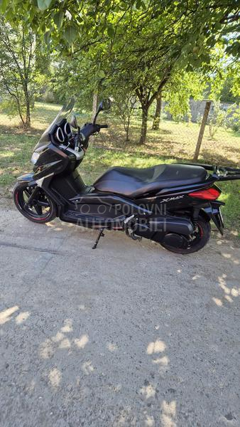 Yamaha xmax