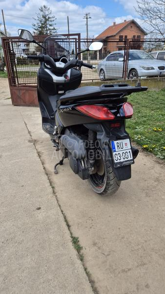 Yamaha xmax