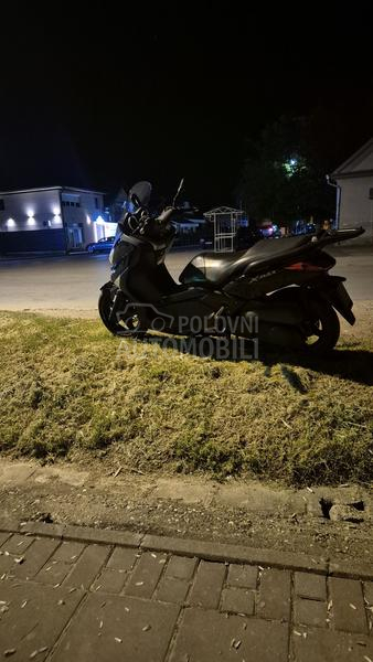 Yamaha xmax
