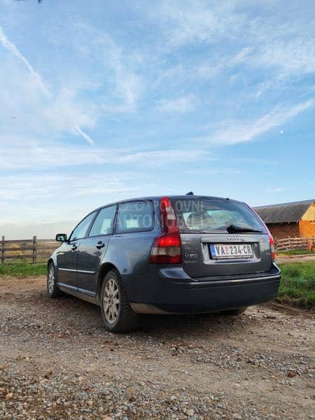 Volvo V50 2.0D MOMENTUM