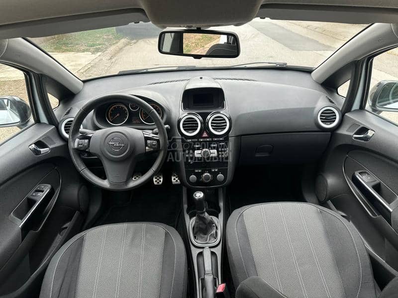 Opel Corsa D 1.4