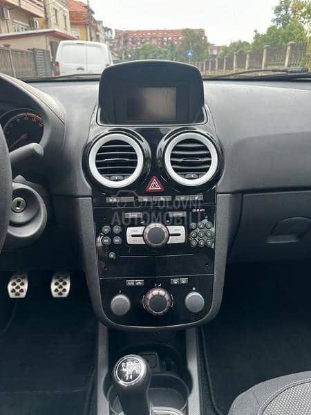 Opel Corsa D 1.4