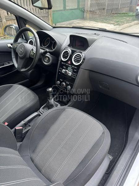 Opel Corsa D 1.4