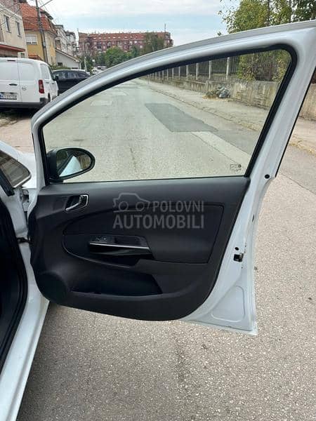 Opel Corsa D 1.4