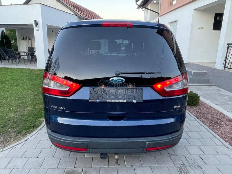 Ford Galaxy 2.0 TDCI GHIA