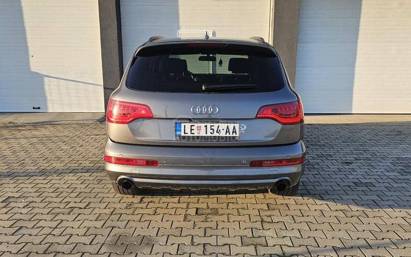 Audi Q7 3.0 S line restyle