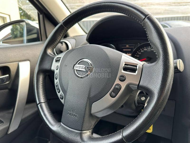 Nissan Qashqai 1.5 dci TEKNA