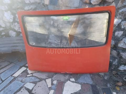 Haube (prednja i zadnja )