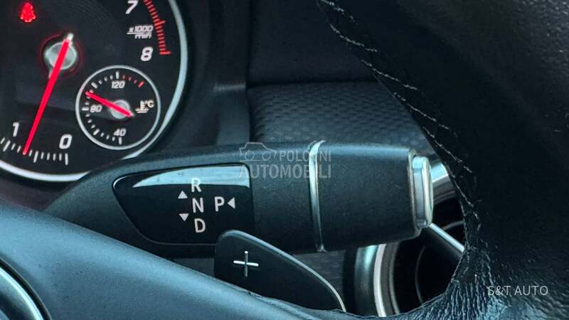 Mercedes Benz A 160 1.6/LED/PANO/NAV/FUL