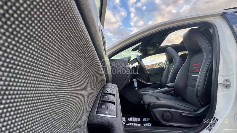 Mercedes Benz A 160 1.6/LED/PANO/NAV/FUL