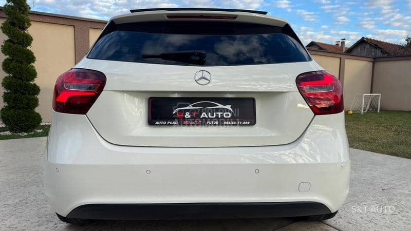 Mercedes Benz A 160 1.6/LED/PANO/NAV/FUL