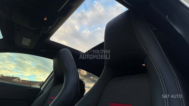 Mercedes Benz A 160 1.6/LED/PANO/NAV/FUL
