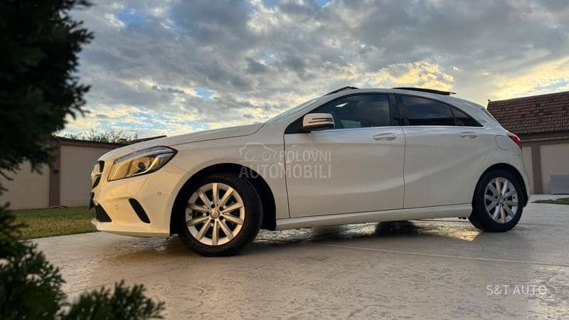Mercedes Benz A 160 1.6/LED/PANO/NAV/FUL