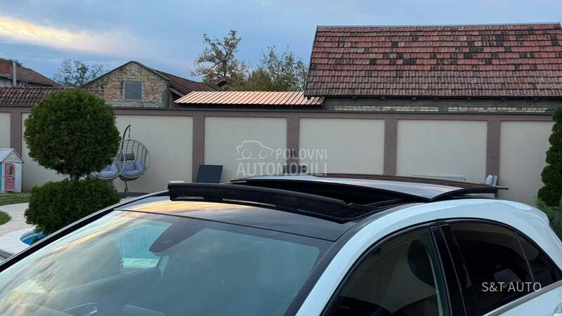 Mercedes Benz A 160 1.6/LED/PANO/NAV/FUL