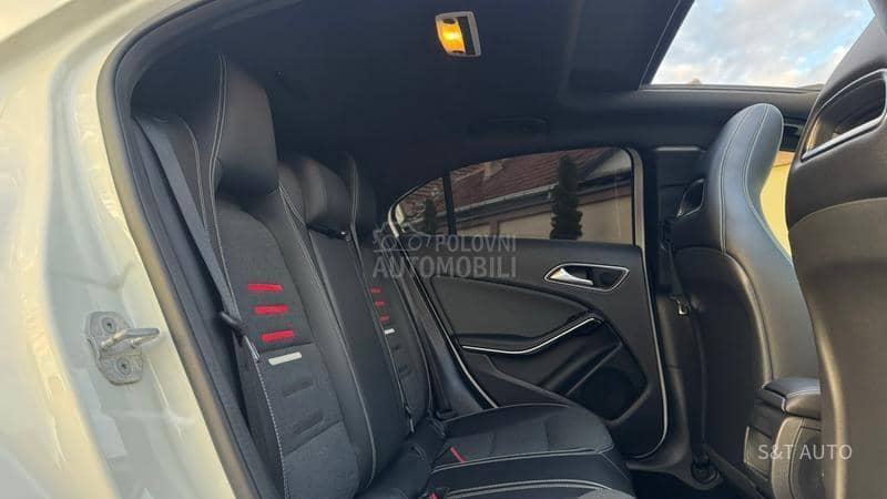 Mercedes Benz A 160 1.6/LED/PANO/NAV/FUL