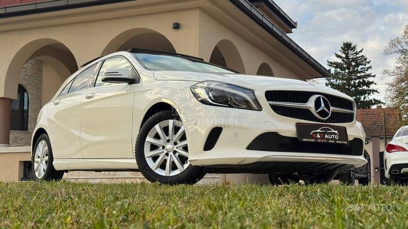 Mercedes Benz A 160 1.6/LED/PANO/NAV/FUL