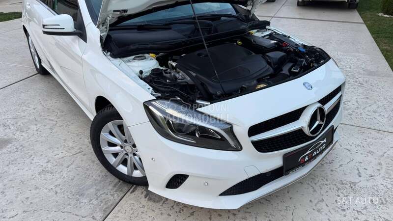 Mercedes Benz A 160 1.6/LED/PANO/NAV/FUL