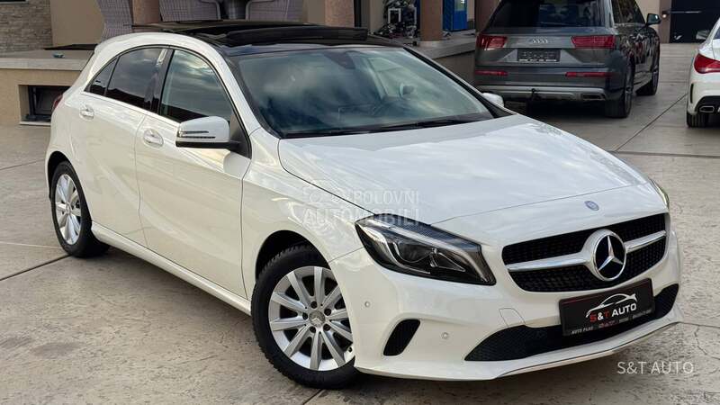 Mercedes Benz A 160 1.6/LED/PANO/NAV/FUL