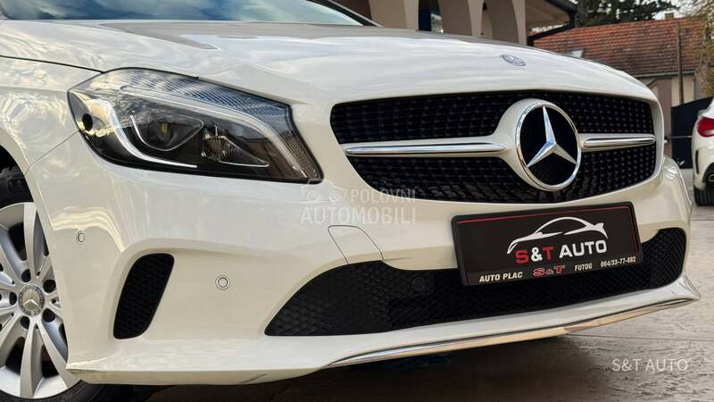 Mercedes Benz A 160 1.6/LED/PANO/NAV/FUL