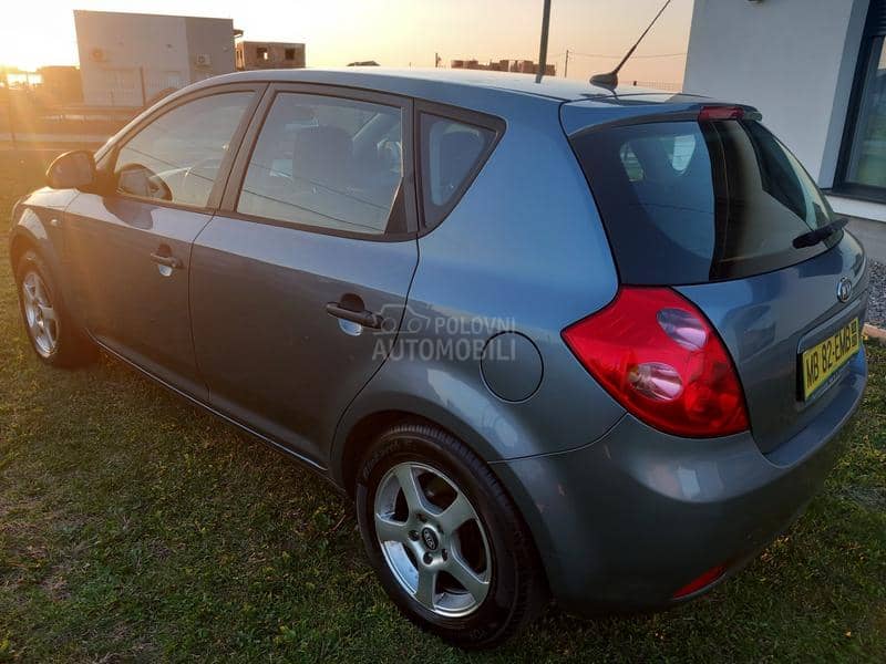 Kia cee`d 1.4