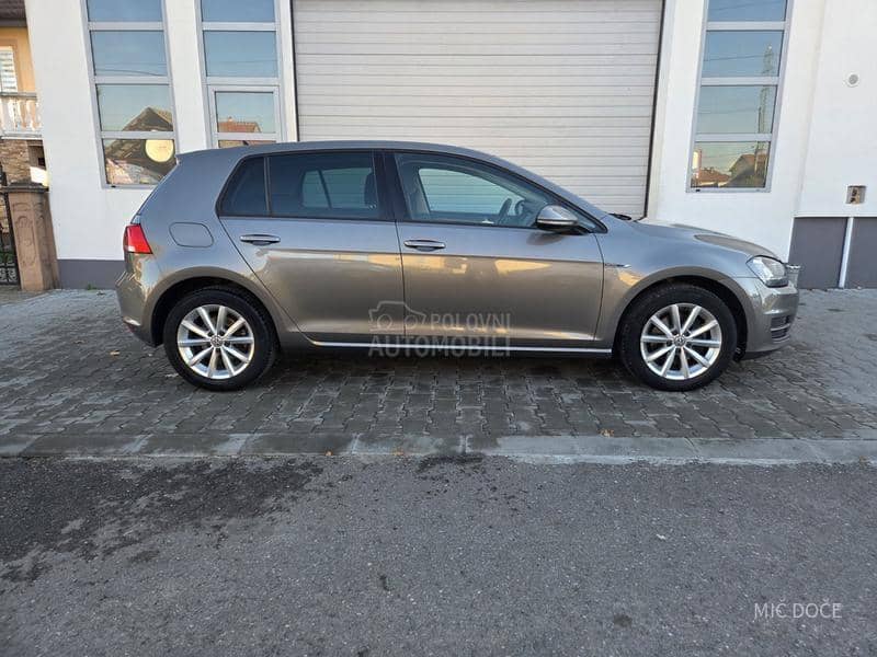 Volkswagen Golf 7 1.4 tsi dsg xen led