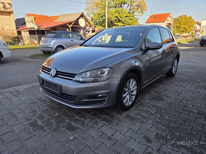 Volkswagen Golf 7 1.4 tsi dsg xen led