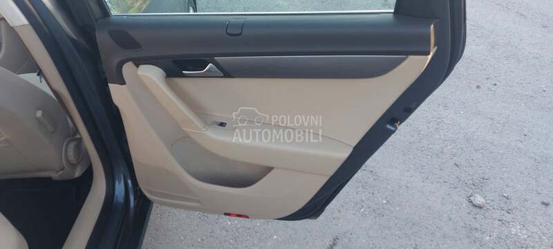 Volkswagen Passat B7 