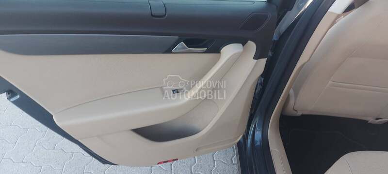 Volkswagen Passat B7 