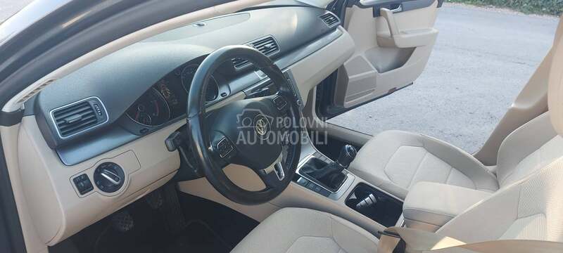 Volkswagen Passat B7 