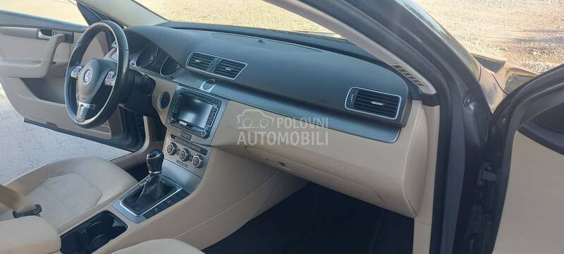 Volkswagen Passat B7 