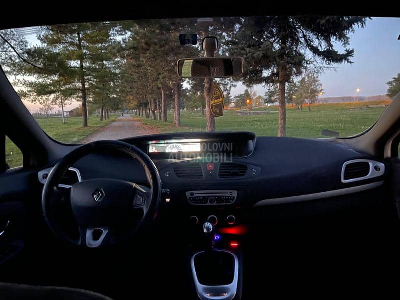 Renault Scenic 1.5 dci
