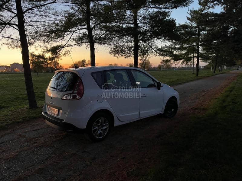 Renault Scenic 1.5 dci