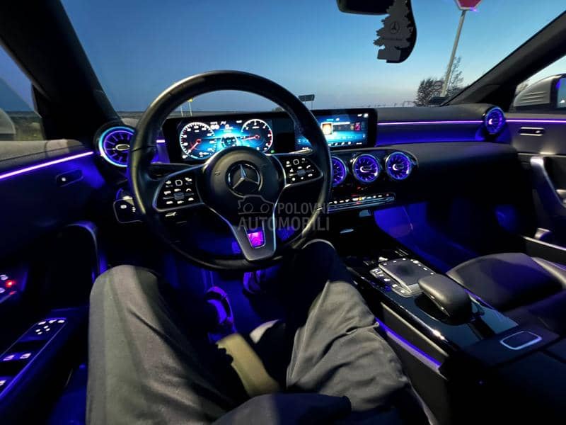 Mercedes Benz CLA 200 8G ///360s/Autonomna