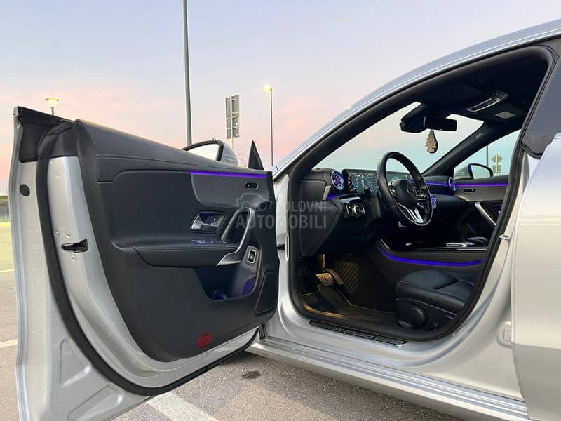 Mercedes Benz CLA 200 8G ///360s/Autonomna